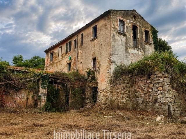 Rustico in vendita a Fabro, Terni