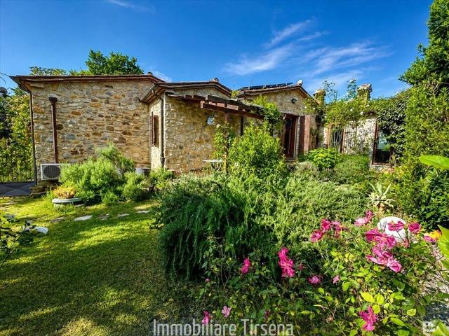 Rustico in vendita a Fabro, Terni