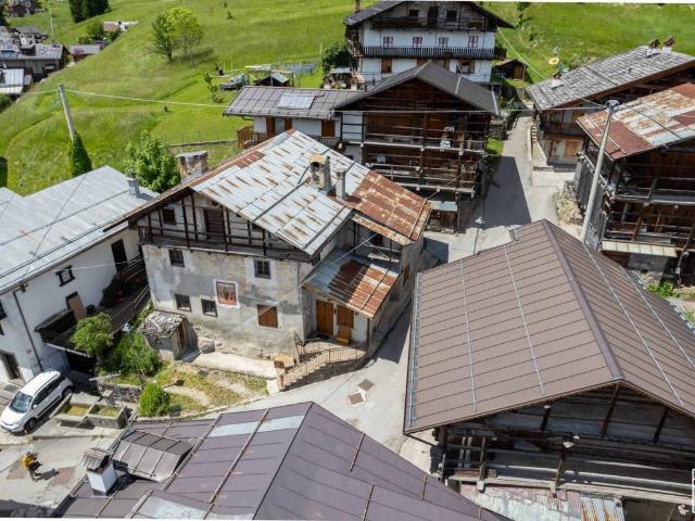 Rustico in vendita a Falcade, Veneto