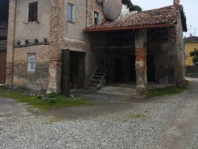 Rustico in vendita a Bernasca, Camnago Faloppia