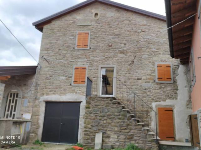 Rustico in vendita a Unione dei comuni del Frignano, Fanano