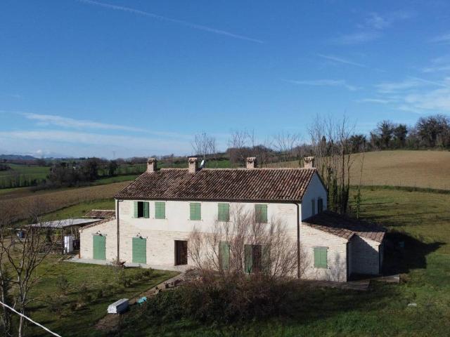 Rustico in vendita a Marche, Pesaro E Urbino