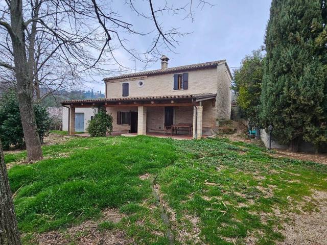 Rustico in vendita a Marche, Pesaro E Urbino