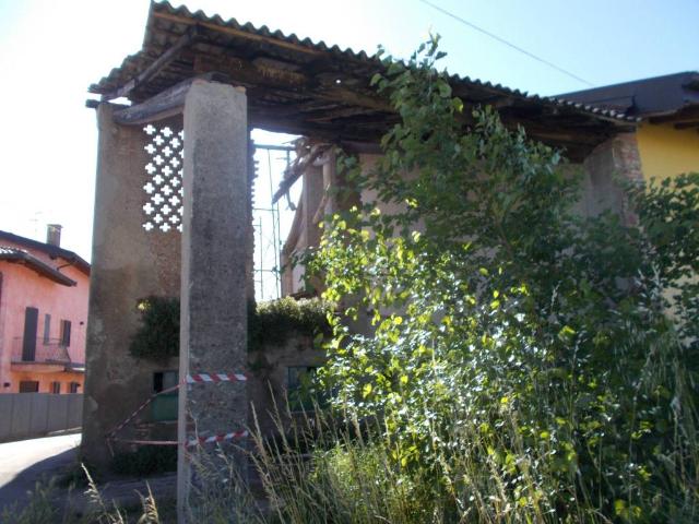 Rustico in vendita a Fara Gera D'adda, Lombardia