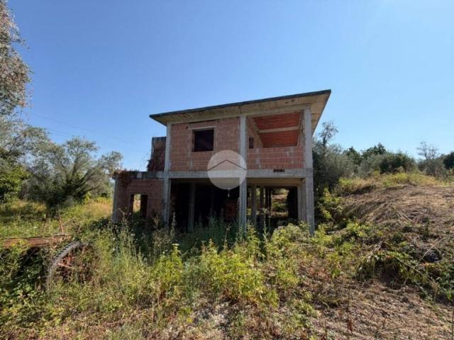 Rustico in vendita a Corese Terra, Fara in Sabina