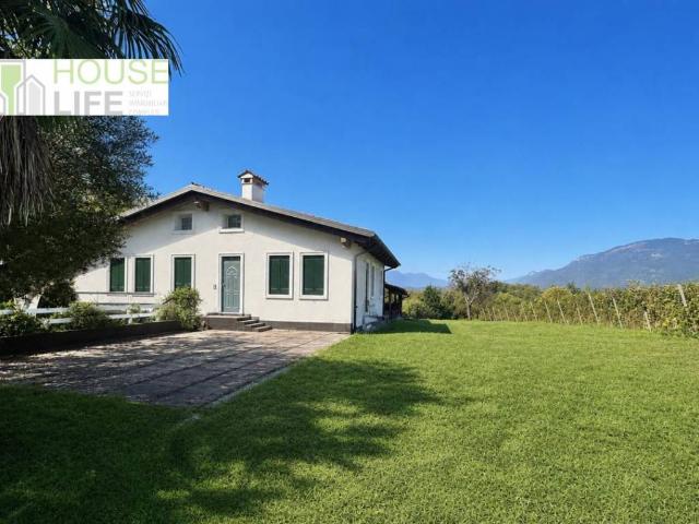 Rustico in vendita a Fara Vicentino, Veneto