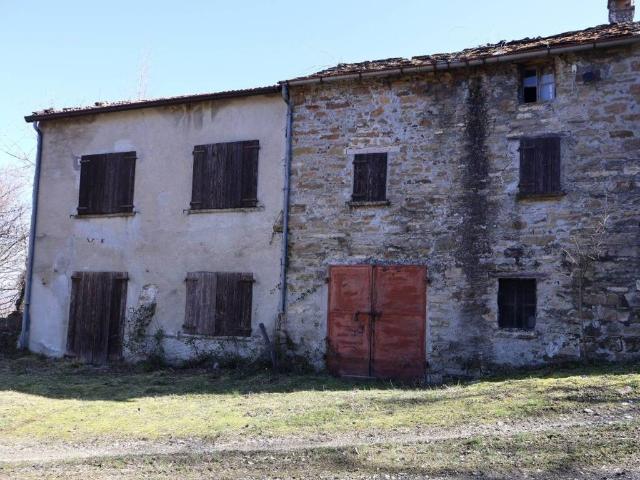 Rustico in vendita a Farini D'olmo, Reggio Emilia