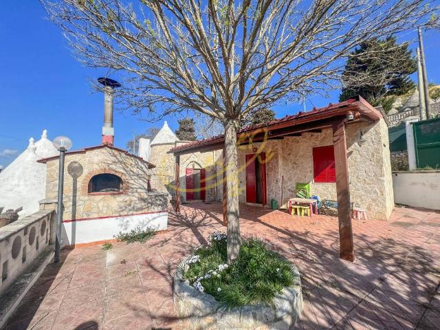 Rustico in vendita a Canale di Pirro, Puglia