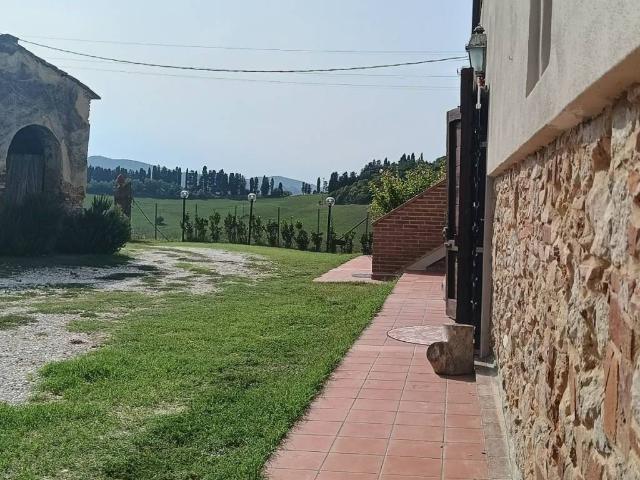 Rustico in vendita a Acciaiolo, Fauglia