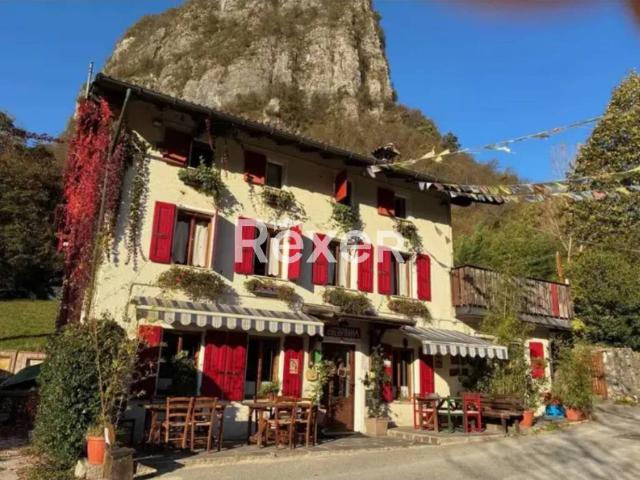 Rustico in vendita a Feltre, Veneto