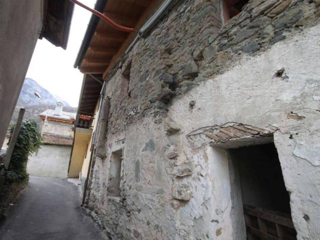 Rustico in vendita a Fenis, Aosta