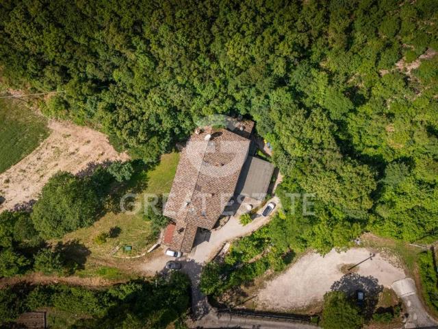 Rustico in vendita a Precetto, Ferentillo