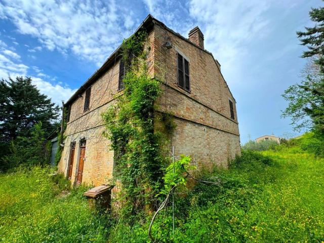 Rustico in vendita a Marche, Fermo