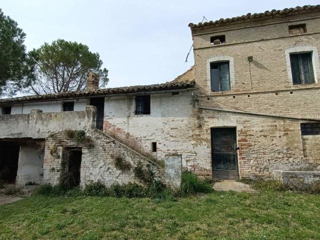 Rustico in vendita a Marche, Fermo