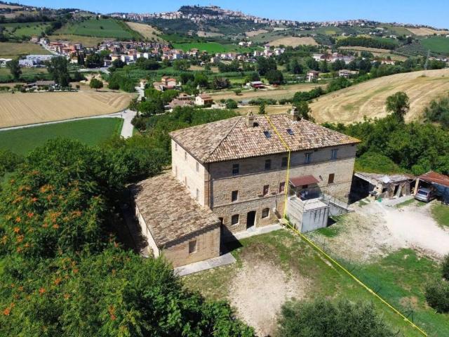 Rustico in vendita a Ponte Ete, Fermo