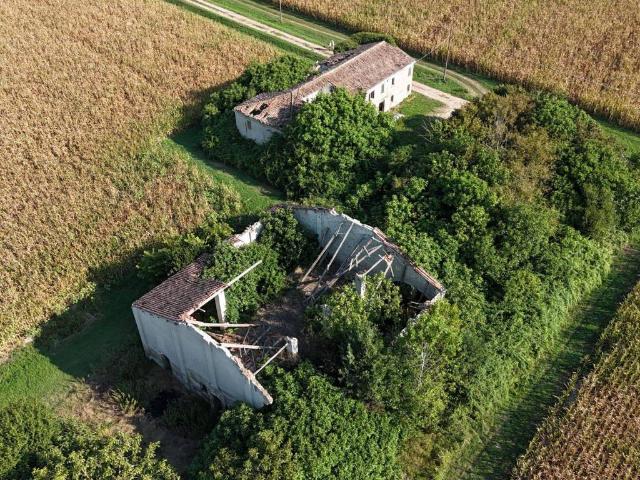Rustico in vendita a Ferrara, Reggio Emilia
