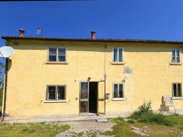 Rustico in vendita a Ferrara, Reggio Emilia