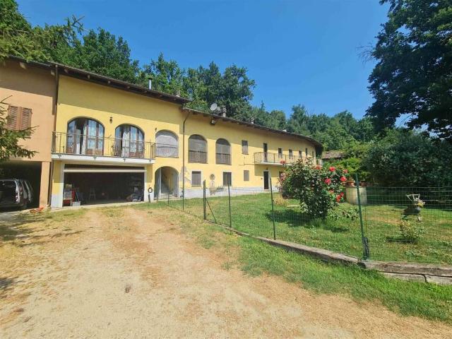 Rustico in vendita a Piemonte, Asti