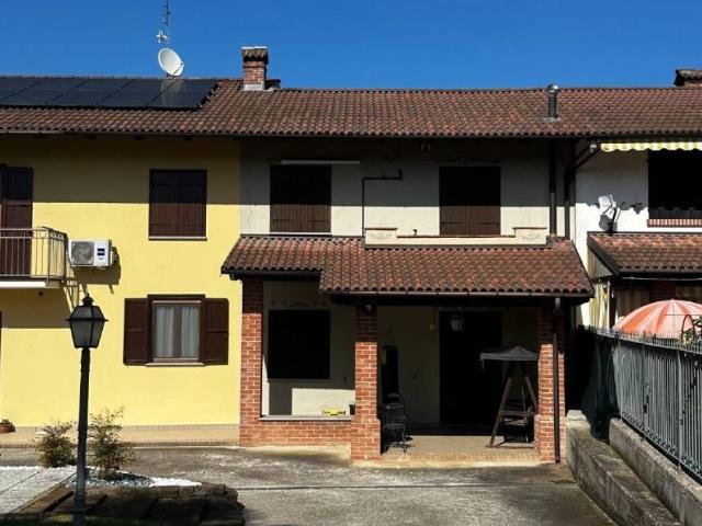 Rustico in vendita a Piemonte, Asti