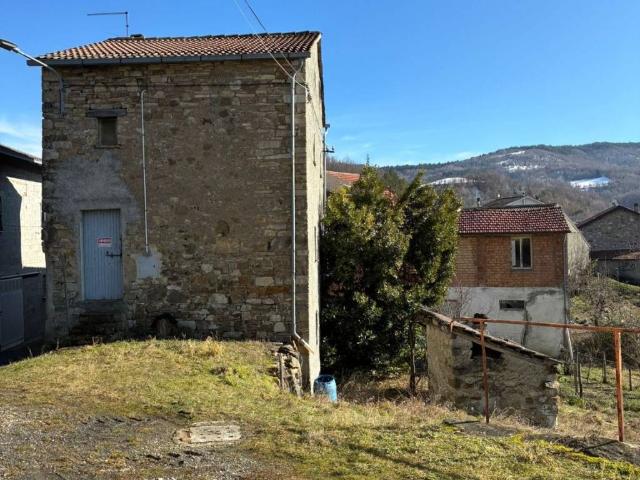 Rustico in vendita a Ferriere, Reggio Emilia