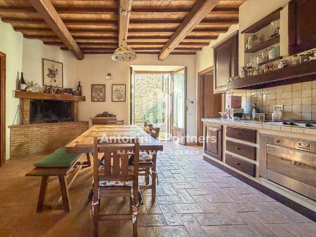 Rustico in vendita a Ficulle, Umbria