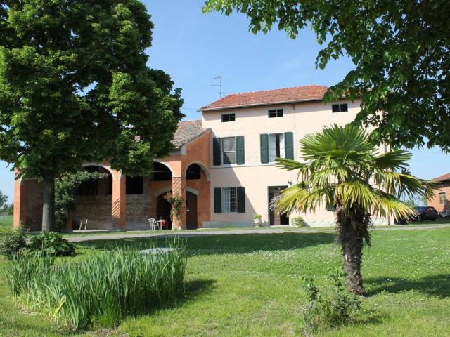 Rustico in vendita a Fidenza, Reggio Emilia
