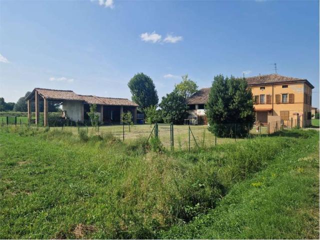 Rustico in vendita a Fidenza, Reggio Emilia