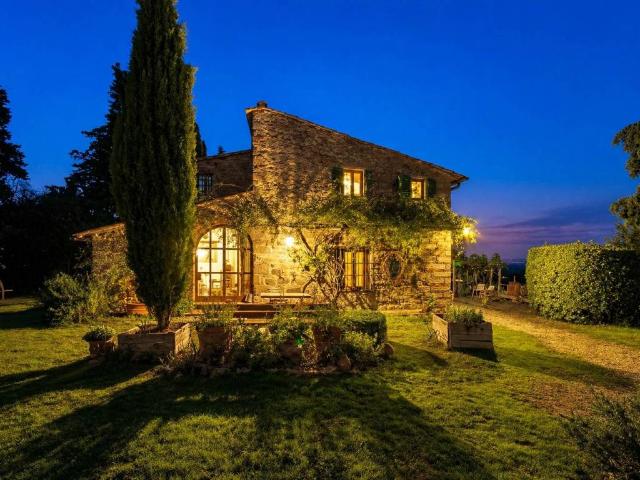 Rustico in vendita a Figline e Incisa Valdarno, Figline Valdarno