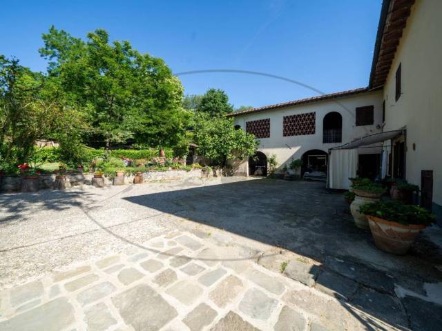 Rustico in vendita a Figline e Incisa Valdarno, Restone