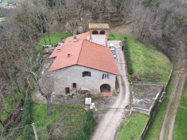 Rustico in vendita a Figline e Incisa Valdarno, Figline Valdarno
