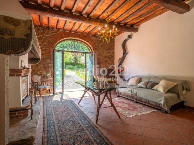 Rustico in vendita a La Pieve, Figline e Incisa Valdarno