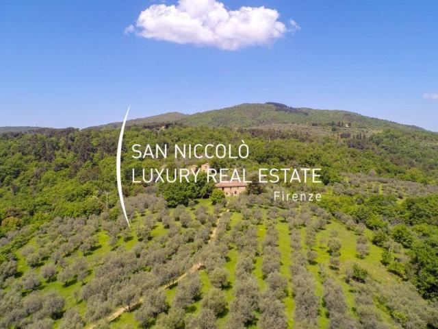 Rustico in vendita a Figline e Incisa Valdarno, Figline Valdarno
