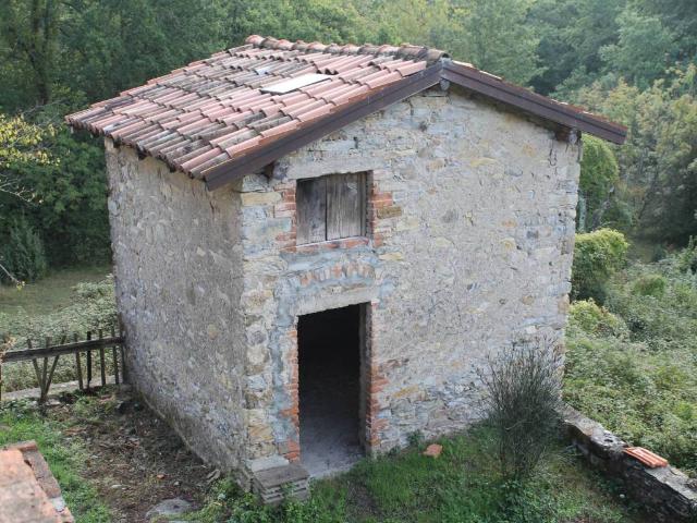 Rustico in vendita a Unione di comuni Montana Lunigiana, Filattiera