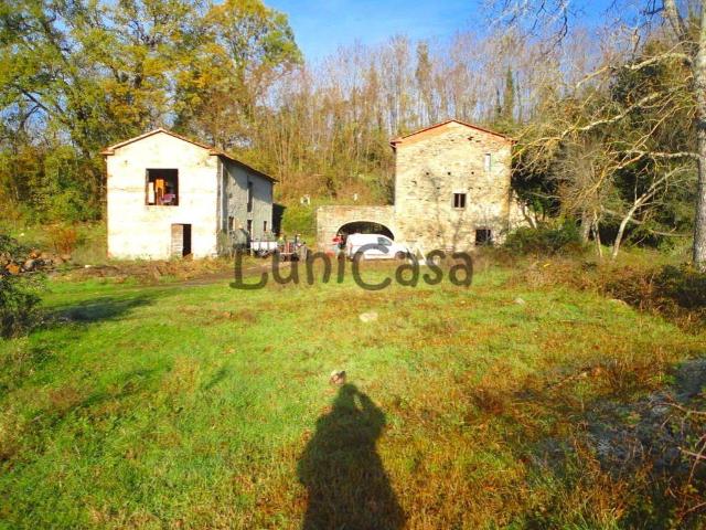 Rustico in vendita a Unione di comuni Montana Lunigiana, Filattiera