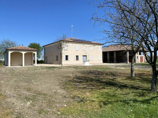 Rustico in vendita a Unione Comuni Modenesi Area Nord, Finale Emilia