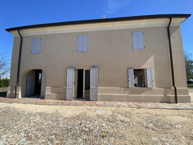 Rustico in vendita a Unione Comuni Modenesi Area Nord, Finale Emilia