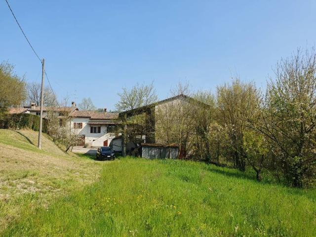Rustico in vendita a Unione dei comuni del Distretto Ceramico, Fiorano Modenese