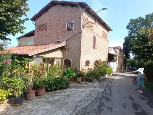 Rustico in vendita a Unione dei comuni del Distretto Ceramico, Fiorano Modenese