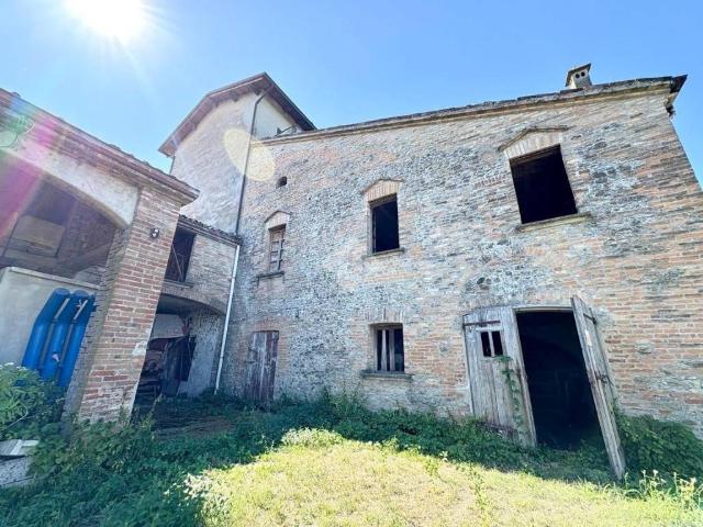 Rustico in vendita a Fiorenzuola D'arda, Reggio Emilia