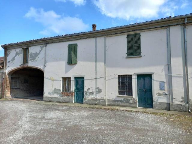 Rustico in vendita a Fiorenzuola D'arda, Reggio Emilia