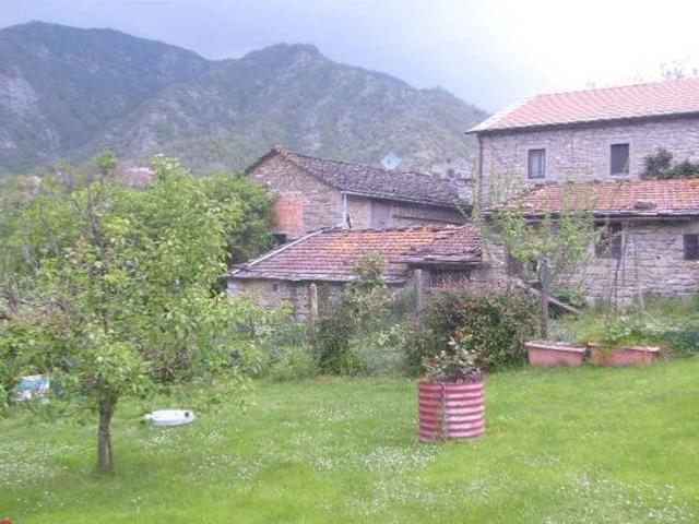 Rustico in vendita a Firenzuola, Firenze