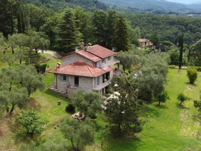 Rustico in vendita a Unione di comuni Montana Lunigiana, Fivizzano
