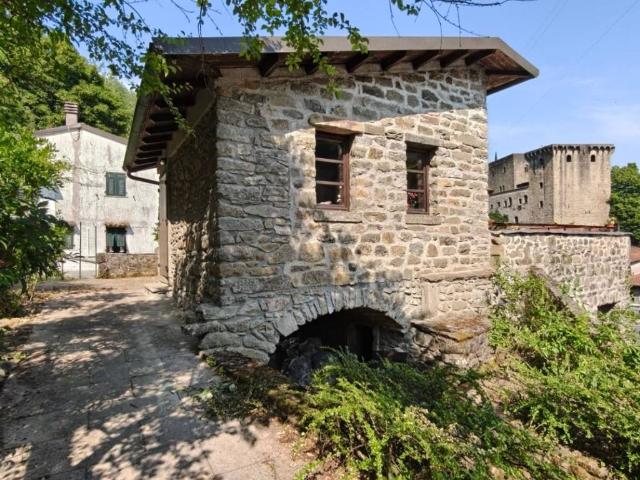 Rustico in vendita a Unione di comuni Montana Lunigiana, Fivizzano