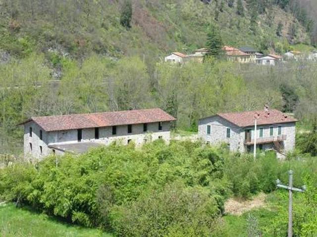 Rustico in vendita a Certardola-Motta, Fivizzano