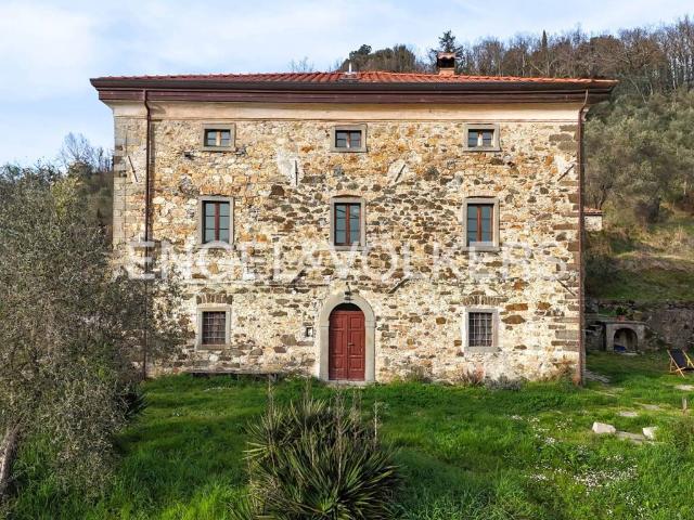 Rustico in vendita a Unione di comuni Montana Lunigiana, Fivizzano