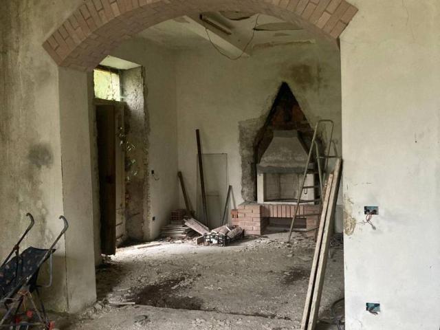 Rustico in vendita a Unione di comuni Montana Lunigiana, Fivizzano