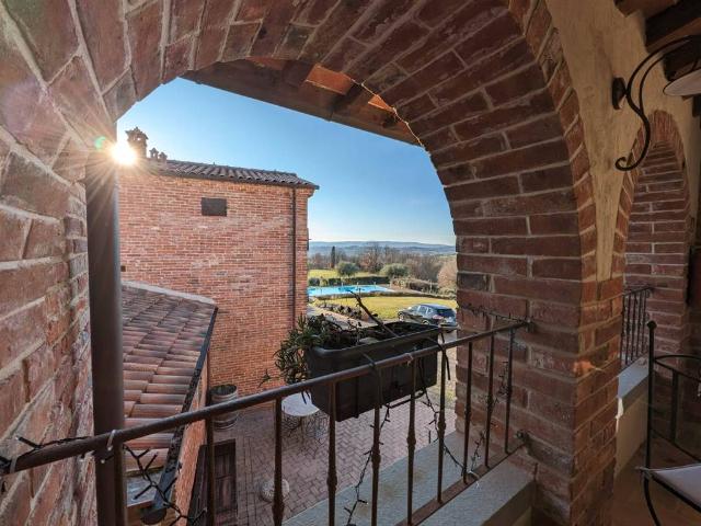 Rustico in vendita a Foiano della Chiana, Arezzo