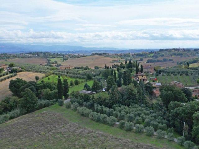 Rustico in vendita a Foiano della Chiana, Arezzo
