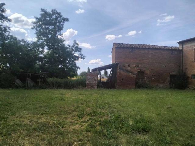 Rustico in vendita a Foiano Della Chiana, Toscana