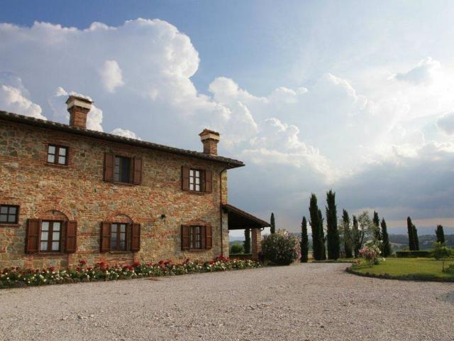 Rustico in vendita a Foiano della Chiana, Arezzo